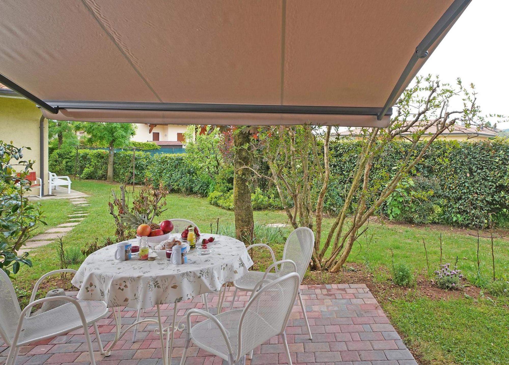 Residence Il Melograno Manerba del Garda Szoba fotó